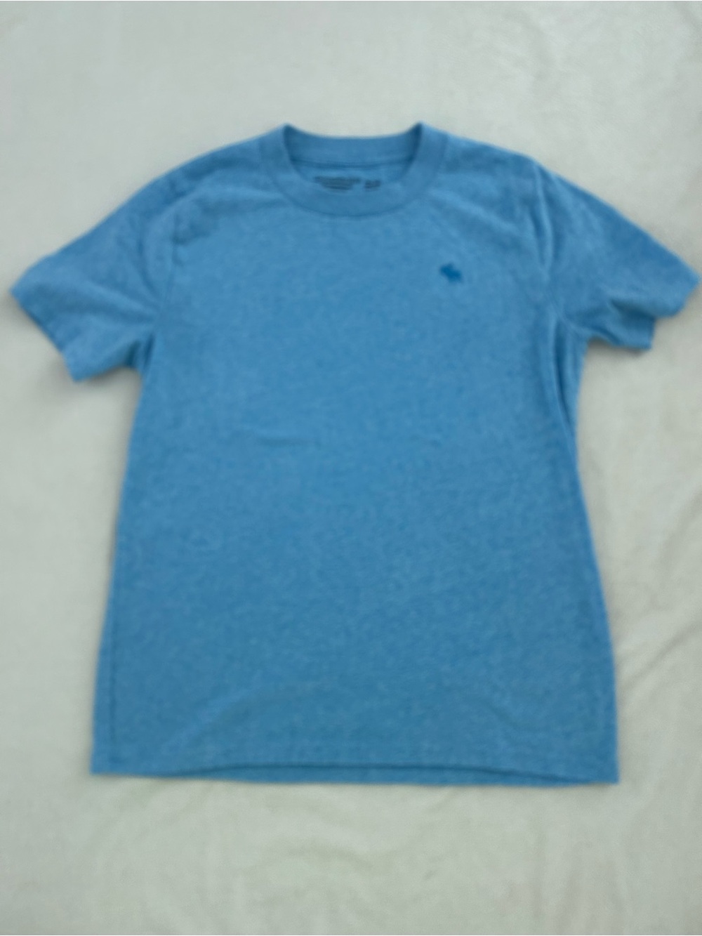Bundle Abercrombie & Fitch Light Blue Tee, Navy Polo & Gray Hoodie Set - Picture 3 of 4
